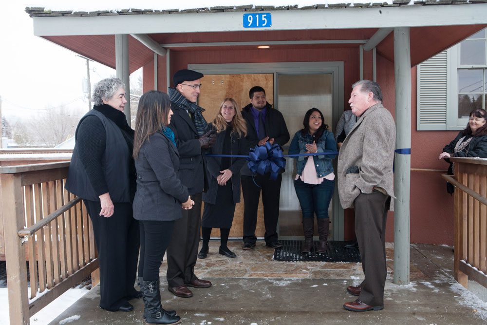 Highland Ribbon Cutting Gallery Community Health of Central Washington