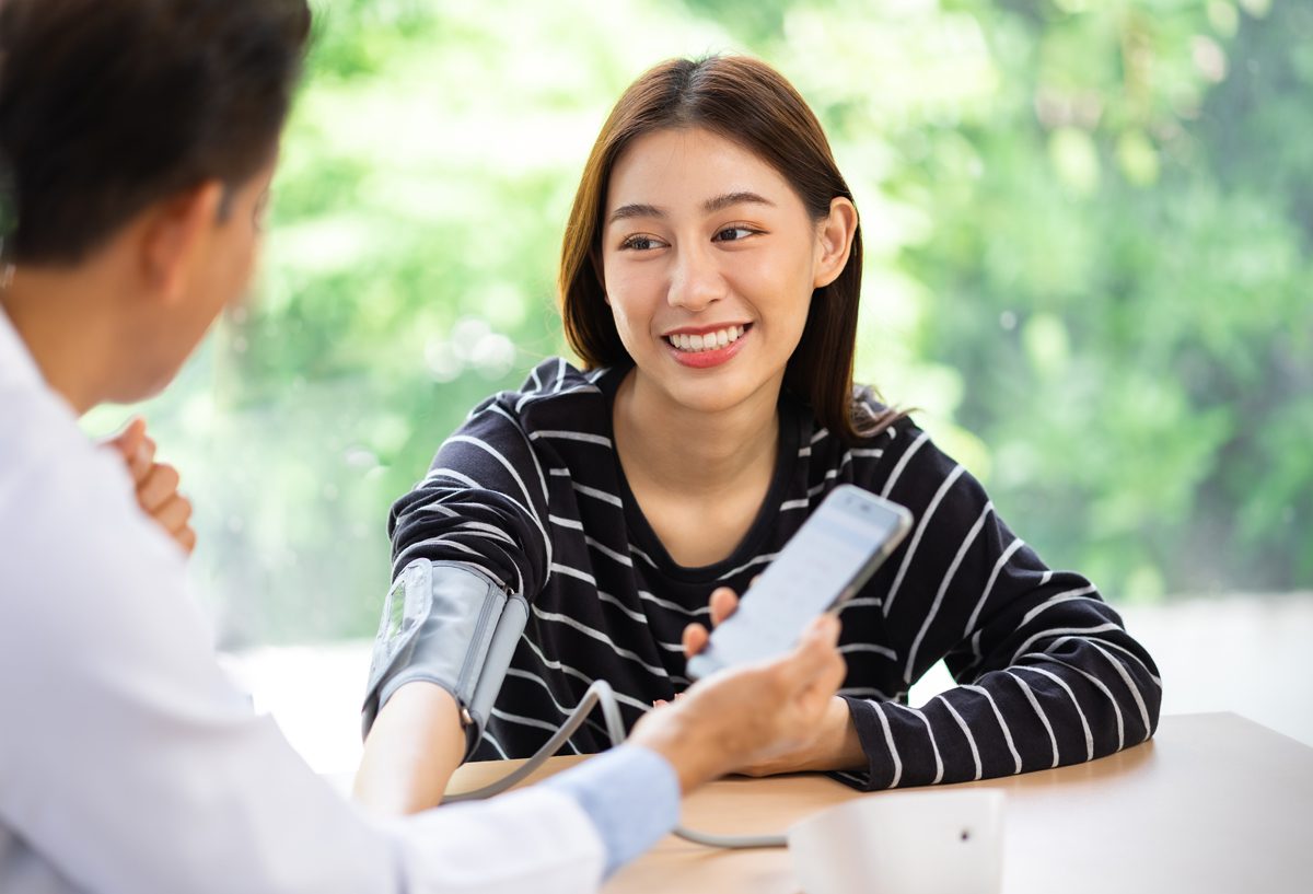 webdoctor-patient-woman-elder-2022-01-19-00-15-08-utc