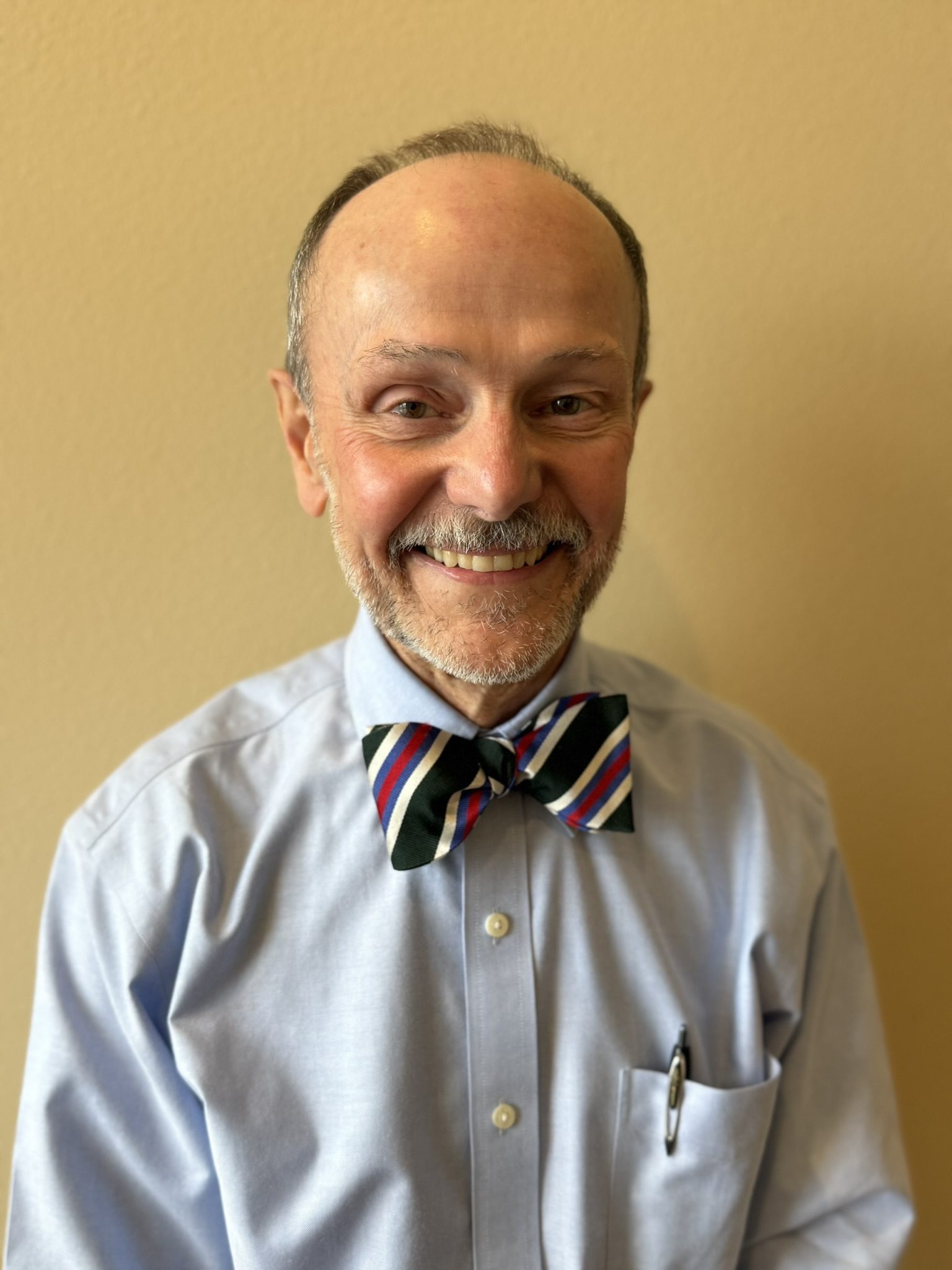 roy simms - yakima pediatrician